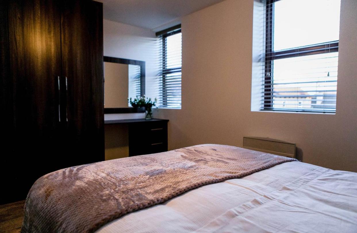 City Apartments By Elegance Living Peterborough Bagian luar foto