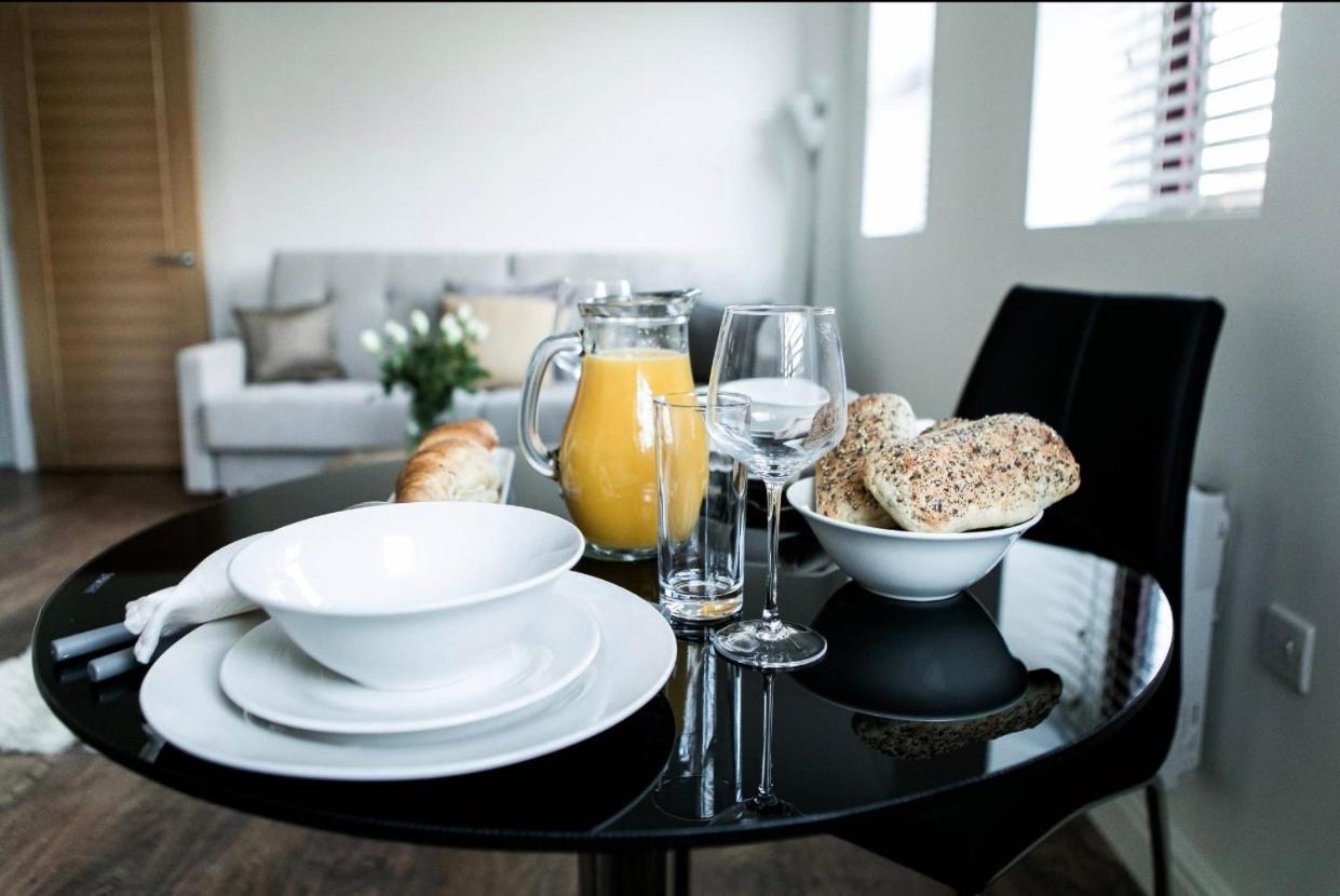 City Apartments By Elegance Living Peterborough Bagian luar foto