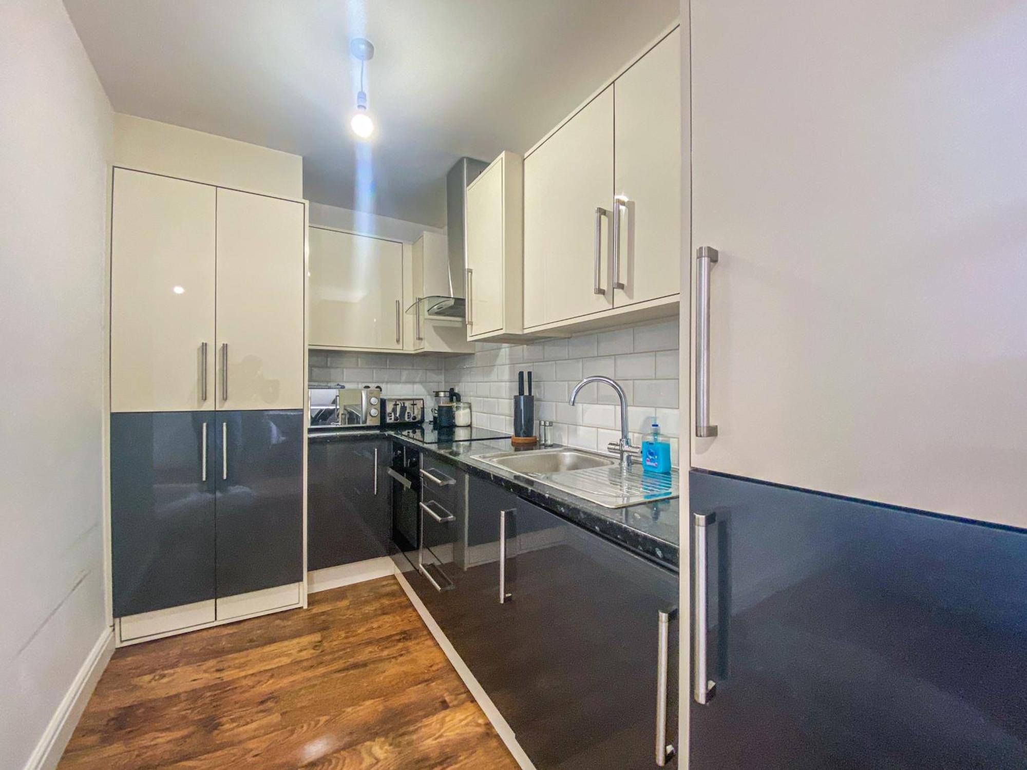 City Apartments By Elegance Living Peterborough Bagian luar foto