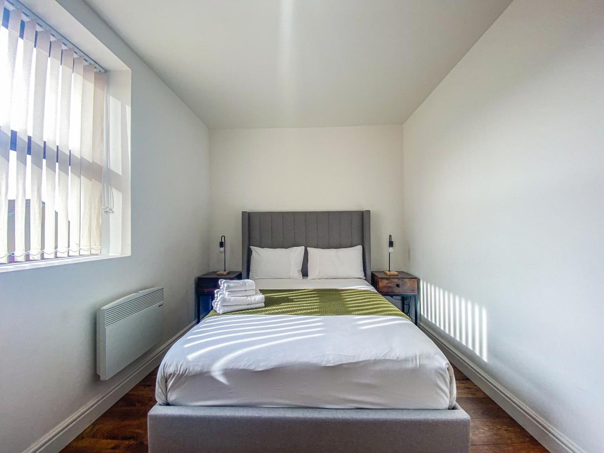 City Apartments By Elegance Living Peterborough Bagian luar foto